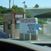 This place doesn&#39;t look terribly trustworthy : Baja2011